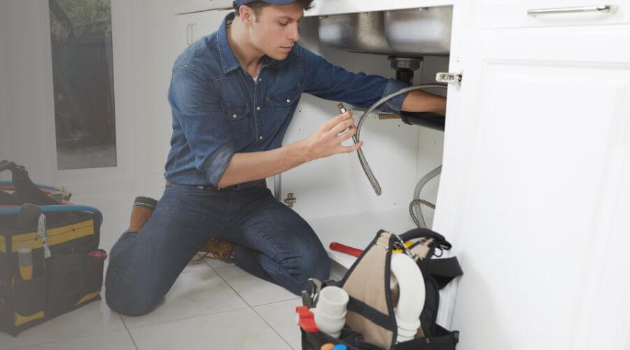 Professional sink repair in Bulpitt, IL